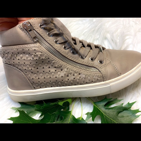 Steve Madden | Shoes | Steve Madden Leather Shoes 65 | Poshmark